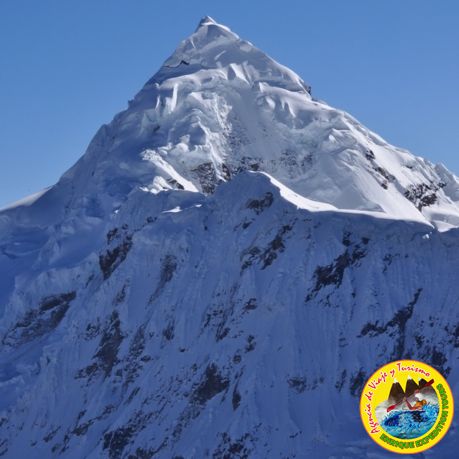 climb-a-6034m-peak-mount-tocllaraju-cordillera-blanca-peru